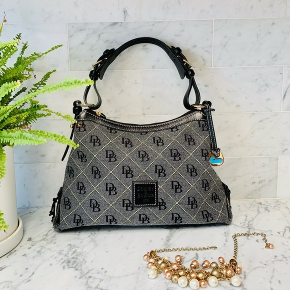 Dooney & Bourke - NWOT Logo Purse